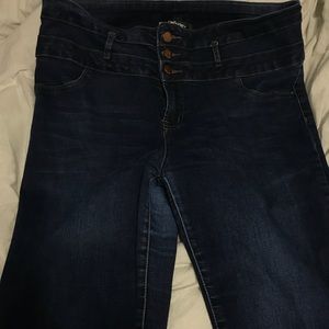 Refuge high waisted size 16 jean